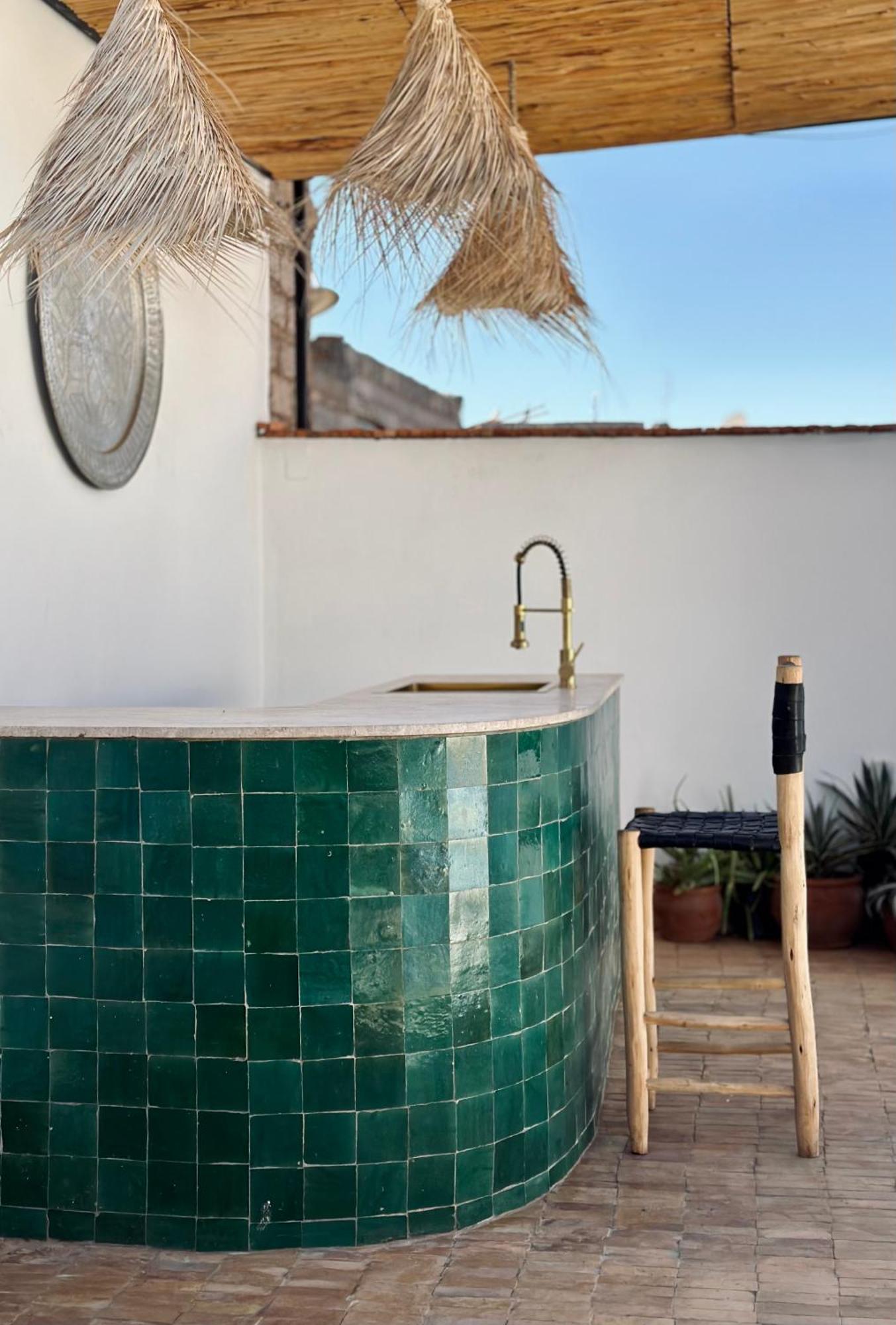 Вилла Riad De L'O / Serene Designer Oasis ~ Pool ~ Rooftop Марракеш Экстерьер фото